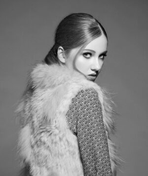 Rylee Mackintosh Instagram - I am so grateful to everyone involved! 
Photographer || @tmc003 
Stylist || @sandracarvalho_stylist 
Hair || @joeburwin_hair 
Makeup || @amytsai_makeupartist