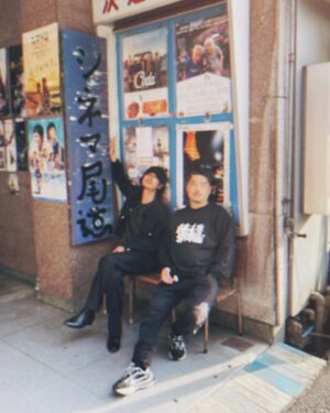 Ryo Narita Instagram - シネマ尾道
洲本オリオン

ありがとうございました

全国の皆様へフェニックスを届けに回った、狼組舞台挨拶旅、前半戦を終えました

全国には、素敵すぎる映画館が沢山ある
念願のシネマ尾道、洲本オリオン
そしてティーチイン

いい時間を過ごさせてもらいました

まだまだフェニックスは羽ばたき始めたばかりです

今週末は東北へ行かせてもらいます
気持ちのいい旅映画、楽しんでいただけますように

宜しくお願いします