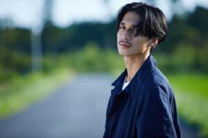 Ryo Nishikido Instagram - せっかくカッコつけてるのに、フォーカスあまい、、、。 なのでボツ。

日の目をみることがないこの瞬間を成仏させてあげたくて、、、 カメラマン、、、 #供養