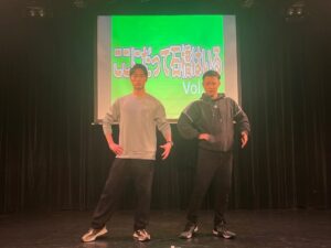 Ryodai Ishibashi Instagram - 「ここにだって石橋はいる」
ありがとうございました
ゲストに東京ホテイソンのショーゴさんに来ていただきました
・
#東京ホテイソン
#筋肉お兄さん
#元正統派漫才師
#フィジークのフロントポーズ教えていただきました
#ショーゴくんはデカく
#僕はとても白くて小さかったです
#何故か僕を
#プロボクサーにしようとする
#2019の敗者復活の時からずっと
#僕が闘ってる姿を見たいらしい
#5年前くらいに
#2人で何も喋らないで済む番組を
#Abemaでやろうと言っていた思い出話
#喋らずにはいられないくらいずっと会話がつきませんでした
#ショーゴくんの夢は
#フィジーク世界大会で優勝して表彰式で国歌を流して手を胸に当てて目を瞑る事
#今トレーニングの時に力が溢れ出て仕方ないらしいので期待です
#ここにだって天使はいる