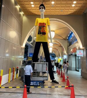Ryoff Karma Instagram - 今週金曜８月25日の昼間、名古屋駅ナナちゃん人形の足下で
「ドライバーマナ一推進向上キャンペーン」イベントに参加します。不屈の覚悟で免許再取得を果たした俺にぴったりのイベント。