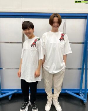 Ryosuke Miura Instagram - .
仮面ライダーオーズ10話『拳と実験と超バイク』（2010年11月14日放送）
“映司に救われた少年”
あれから鈴木福さんと10年以上ぶりに再会し同じ舞台で共演します。
#地球ゴージャス三十周年記念公演
#儚き光のラプソディ
#グラニフ
#アンクTシャツ