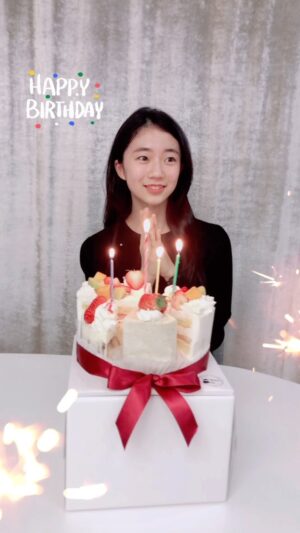 Ryu Ji-an Instagram - 생일 축하해~ 지안아~~😆🎂
친구들이랑 마라탕 먹고, 파자마 파티하고...
내일은 뷔페가는 코스로 생일을 즐기고 계신 류지안씨 ㅎㅎ
계속 이렇게 이쁘게 자라길~❤
(소원 안빌고 촛불꺼서 다시 축하노래 부른 건 안비밀 ㅋㅋ)

#14살 #만13세 #류지안 #ryujian #주니어모델 #주니어배우 #청소년배우 #청소년모델 #아역배우 #광고모델 #피팅모델 #생일축하해 #글루텐프리케이크 #크림데이 #hbday🎂  #딸스타그램