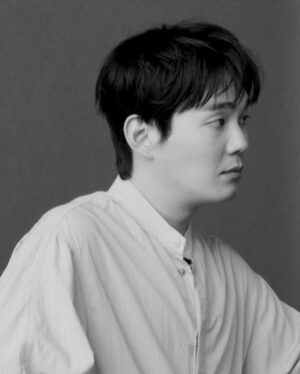 Ryu Kyung-soo Instagram - 제 얼굴 사진입니다.