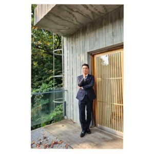 Ryu Seung-ryong Instagram - .
가을 콧바람