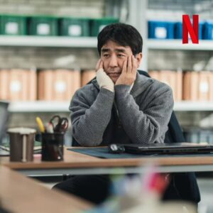Ryu Seung-ryong Instagram - .

#리그램 - 
@netflixkr by 
@get_regrammer

이 콤비 마치 
양념 반 후라이드 반

이병헌 감독과 
환상의 복식조 
류승룡&안재홍이 
새로운 맛을 출시합니다. 
신계념 코미디 <닭강정> 
3월 15일, 
오직 넷플릭스에서.

#닭강정 #ChickenNugget