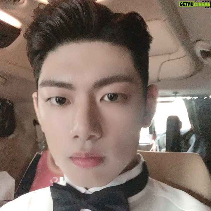 Ryu Ui-hyun - 18.3K Likes -