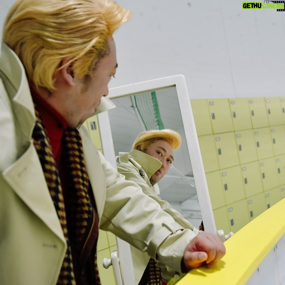 Ryuji Akiyama - 7.7K Likes - 6月1日は氷の日。
フィギュアスケート元金メダリストであり、現在はコーチとして数々の世界的スター選手を育成中のドミトリー・ポコスタンチ。
冷血の「トレンチ伯爵」という異名を持つのも有名な話。
では、彼が運営するフィギュアスケートスクールの名称は何でしょう?!
答えは明日の投稿の最後で!
※昨日のクイズの答え→「WIND」
#クリエイターズファイル
#ポコスタンチ
#スケート
#クリエイター
#クリエイティブ
#写真日記
#日記
#記念日
#ダイアリー
#クイズ
#サプライズ
#netflix
#毎日投稿
#ロバート秋山
#お笑い好き