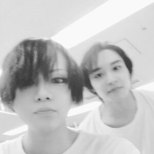 Ryuji Sato Instagram - #ライブスペクタクル
#NARUTO
#無事に初日の幕が上がりました
#皆様の温かな声援あっての再演で御座います
#本当にありがとうございます
#明日からの公演もどうぞよろしくお願い致します
#カーテンコール
#の
#弁明です
#そして
#TheBrowBeat
#新曲発表しました
#そちらも是非聴いてみてください
#余談ですが
#最近の若い方たちの中には
#携帯電話の受話器のマークが
#何を表しているマークか分からない方たちもちらほら
#いるみたいです

#マジで言ってるのかい
#公衆電話の10円と時間との熱いバトル
#ご存知無いのかい
#令和だなぁ

#何の話
