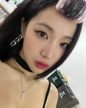 SAEBOM Instagram - 🤍