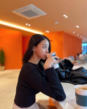 SAEBOM Instagram - 🌧️