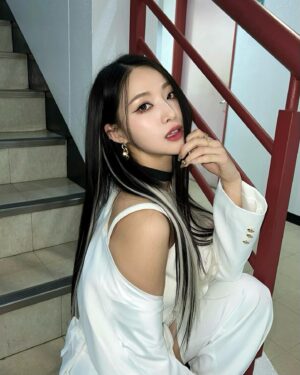SAEBOM Instagram - LIMBO 시작-!
첫 무대는 인가🫣