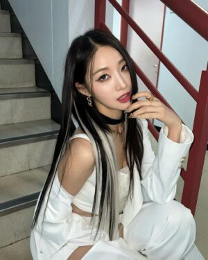 SAEBOM Instagram - LIMBO 시작-!
첫 무대는 인가🫣
