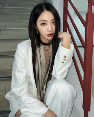 SAEBOM Instagram - LIMBO 시작-!
첫 무대는 인가🫣