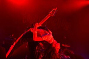 SAKI Instagram - POWERSTOCK FINAL、
NEMOPHILAをお呼びくださり本当にありがとうございました！
とても楽しかったです。

繋いでいくバンドの絆って、
やっぱりすごいなあと思いました。
本編中ではKOさん、
打ち上げではロコの木下さんが大変気遣ってくださって、
我々も他のミュージシャンの方とお話しさせて頂けました。
本当にありがたかったです🙏

#POWERSTOCK
#nemophila #nemophila_band