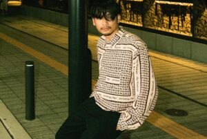SAM Instagram - 夜　HUF  タバコ