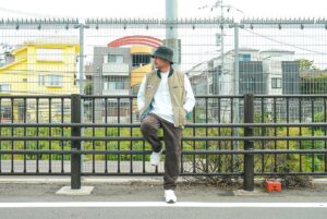 SAM Instagram - HUF×Dickies のベスト可愛かった。。
トレーナーはPerLife🔥
#あーは
