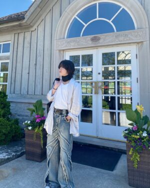 SHIN Instagram - 🇨🇦🎈🕊️

#shinchan_style #canada
