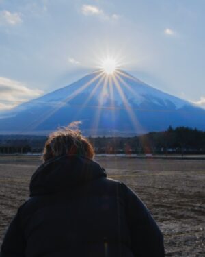 SHOCK EYE Instagram - 人生で初めて見たダイヤモンド富士は、
羽の生えたエンジェルダイヤモンド富士🗻💎👼✨

あの感動は今も鮮明に覚えている。

#ダイヤモンド富士 #エンジェルダイヤモンド富士 #mtfuji