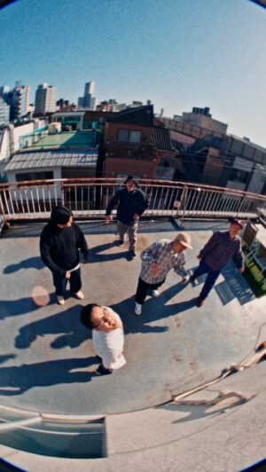 STUTS Instagram - スチャダラパー & STUTS - Pointless 5 feat. PUNPEE (Official Music Video)
Directed by Spikey John
out now. link in bio.

スチャダラパーの皆さんとPUNPEEさんと作らせてもらった「Pointless 5」のMVが公開されました。
監督はSpikey Johnさんです。
ぜひご覧ください。

[Video Credit]
Director : Spikey John
Cinematographer : Seiya Uehara
1st Assistant Cameraman : Kosuke Sai
2nd Assistant Cameraman : Shotaro Sugiyama
3rd Assistant Cameraman : Masashige Ueno
Hair&Makeup : Masaki Takahashi
Production Staff : Yu Okuzono
Production Staff : Shoya Kigure
Production Staff : Mizuho Kamada
Production Staff : Teruhiko Tachiya
Production Manager : Kioshi Walter
Producer : Yusuke Sekiguchi
Producer : Hidemasa Gemba
Produced by GROUNDRIDDIM

PUNPEE Cap prop by TSUNE (Nozle Graphics)

衣装協力 : adidas originals

[Credit]

Scha Dara Parr & STUTS - Pointless 5 (feat. PUNPEE)

Written by Bose, ANI, PUNPEE
Produced by STUTS
Scratch by SHINCO

Guitar by Akihiko Ohgi @akihikoohgi 
Sax, Flute by Satoru Takeshima @takesax 
All other instruments by STUTS

Recorded by STUTS at Atik Studio
except PUNPEE Recorded by PUNPEE at 板橋録音クラブ
Guitar, Sax, Flute recorded by Yosuke Maeda at DUTCHMAMA STUDIO

Mixed by STUTS at Atik Studio
Mastered by Nicolas de Porcel

Artwork by Keita Suzuki