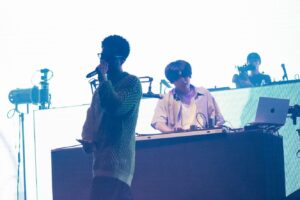 STUTS Instagram - POP YOURS、ありがとうございました！！
1日目に出演させてもらいました。

Daichi Yamamoto君、Campanellaさん、鎮座DOPENESSさん、スチャダラパーのBoseさん、ANIさん、SHINCOさん、tofubeatsさんにご参加していただけました。

スチャダラパーの皆さんとは新曲のPointless 5 (feat. PUNPEE)とサマージャム '95〜Summer Situation Remixをやらせてもらいました。
高校生の頃からずっと大好きなスチャダラパーの皆さまとこの舞台に立てたのは、HIP HOPをずっと好きで本当に良かったと思える瞬間でした。

そして3年連続でやらせてもらったOneもついにtofubeatsさんと2人でやれました。

JJJの時とKaneee君の時、Yo-Sea君の時にも客演で参加させてもらいました。
去年初披露したCanvasをKaneee君のところでやれたのも感慨深かったです。

色んな方のライブも楽しめて最高な2日間でした。
ありがとうございました！！！

photo by Yukitaka Amemiya @yuki_0422ame , Yokoyama Masato @yokoyamarock