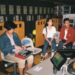 STUTS Instagram - 夜を使いはたしてのMusic Videoを公開して本日でちょうど7年です。
2日くらい前に1000万回再生を迎えました。
たくさんご覧いただきありがとうございます。
色々なきっかけになった楽曲とMVなのでとても感慨深いです。
PUNPEEさん、Heiyuu君、BIM君ありがとうございます！！🙏