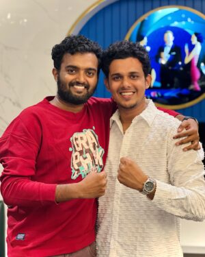 Saaf Instagram - ഷംസു & അനി 🤙 
#ഗുരുവായൂരമ്പലനടയിൽ🎬