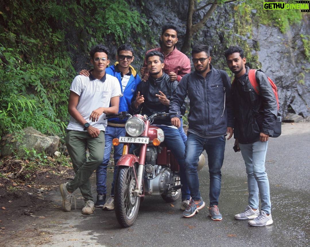 Saaf - 565 Likes - Cousins crew🥳
