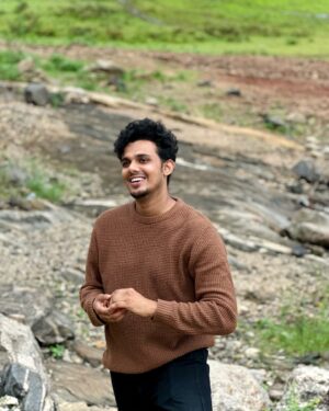 Saaf Instagram - ഡാ കൊച്ചെർക്കാ നീ ഇത് കണ്ടിട്ടുണ്ടാവില്ല!ഇതാണ് YoYo🪀90s കിഡ്സിന്റെ നൊസ്റ്റാൾജിയ. വേറെ ഒരു ഐറ്റം ഉണ്ട്.bey blade 🛞 അതും കൂടെ വാങ്ങണം😌