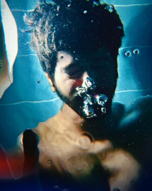 Sabareesh Sajjin Instagram - 🌊 💫 

 📸 : @jeevanstephen
