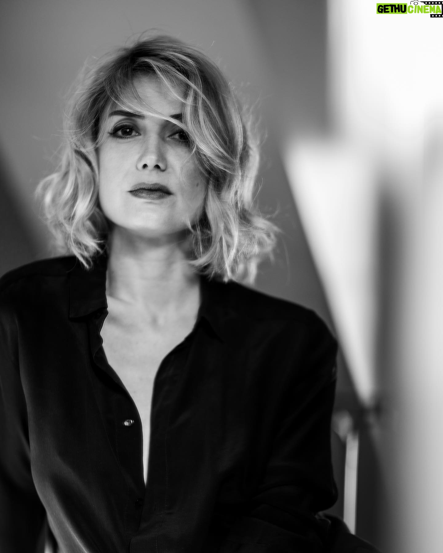 Sabine Perraud - 2.4K Likes - Dans l’œil de @marco_filmmaker
#noiretblancphotographie #narcissique #ganache #1erdegré