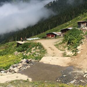 Sabriye Günüç Instagram - Şiveli topraklar... Şive(ağız) araştırmaları dökümanter  #karadenizbölgesi #şivekoçu #şivetatilim #rize,çamlıhemşin,ayder yaylası