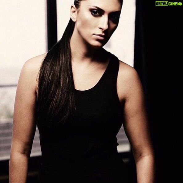 Sabriye Günüç - 0.9K Likes - Black or white🖤🤍