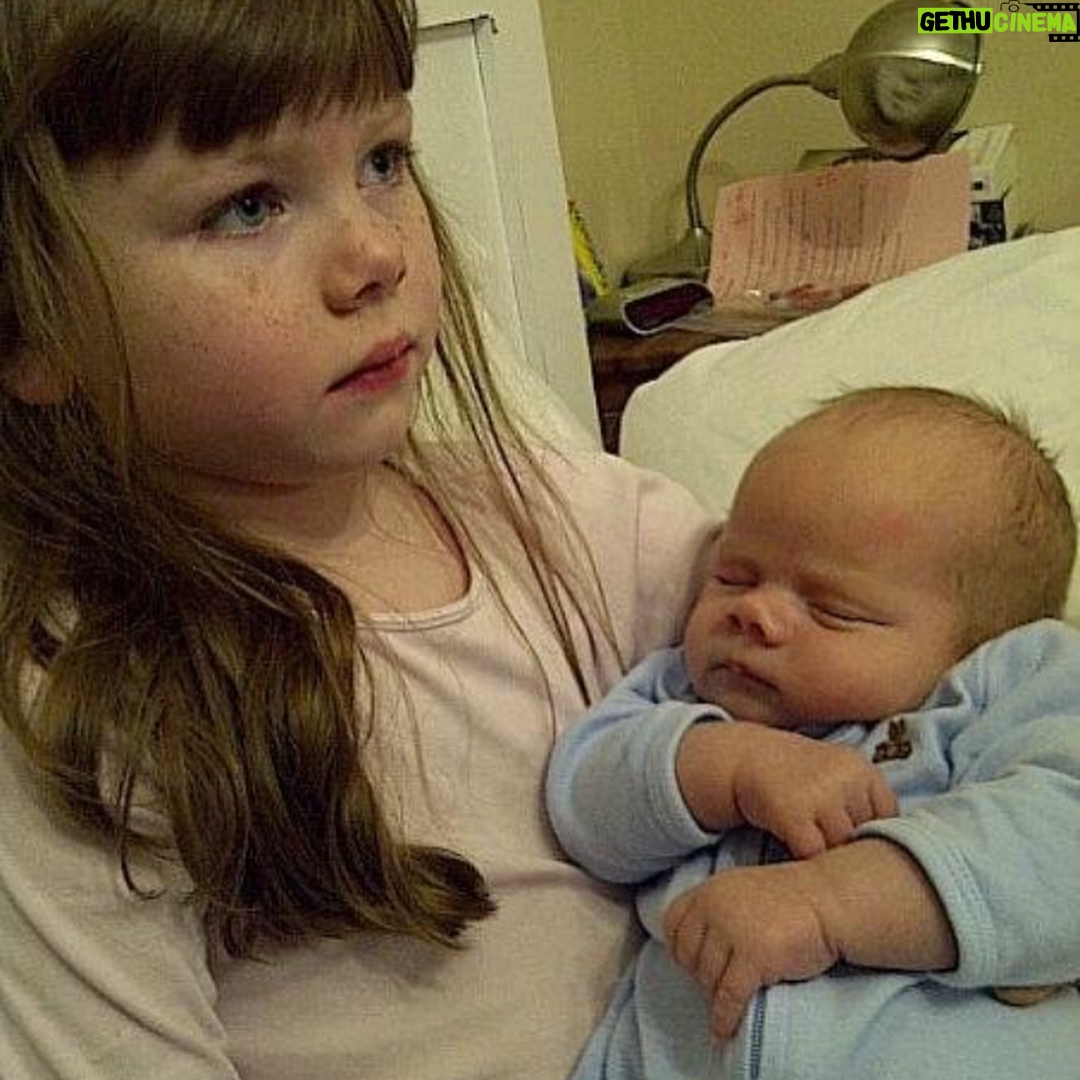 Sadie Munroe - 352 Likes - Happy siblings day! #nationalsiblingsday #middlechild
