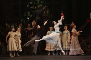 Sae Maeda Instagram - Last show of the Nutcracker tonight!!
Can't wait to be Clara again🌟

Photo by the amazing @dancersdiary 📸✨
