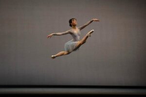 Sae Maeda Instagram - Last show of 'Twinkle' by @jessicalangchoreographer 💫

Thank you @dancersdiary for capturing this moment📸🙌🏻