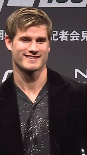 Sage Northcutt Instagram - Out in Japan to announce #ONE165 be sure to tune in January 28th for my fight!