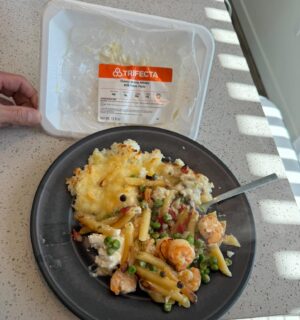 Sage Northcutt Instagram - Cheesy shrimp Alfredo is one of my favorites!