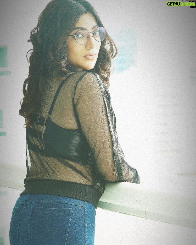 Actress Sai Priya Deva HD Instagram Photos and Wallpapers May 2024 ...