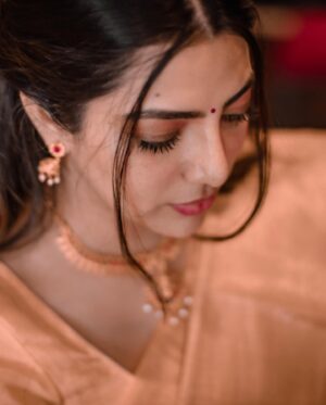 Sai Priya Deva Instagram - Wish you happy Diwali 🪔 Diwali special 🥰🪔PC: @jerald #happy #happydiwali #celebration #saree #yellowsaree #indianstyle #sweet #beyourself #loveyourself #spacialday #photography
