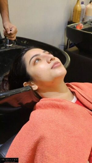 Sai Priya Deva Instagram - Hair spa ⚡
@saipriya_deva 
@head__and__face 

#hairstylist #hair #hairartist #instagram #india #instatravel #instalike #instadaily