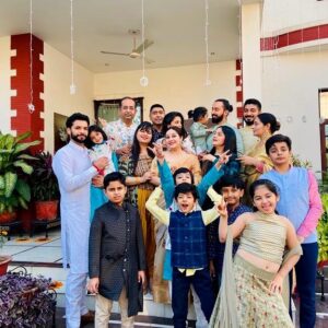 Saisha Bajaj Instagram - Celebrating the festival of love n happiness with friends n family . 
Happy Diwali to all 
#diwali #festiveseason #happydiwali #happiness