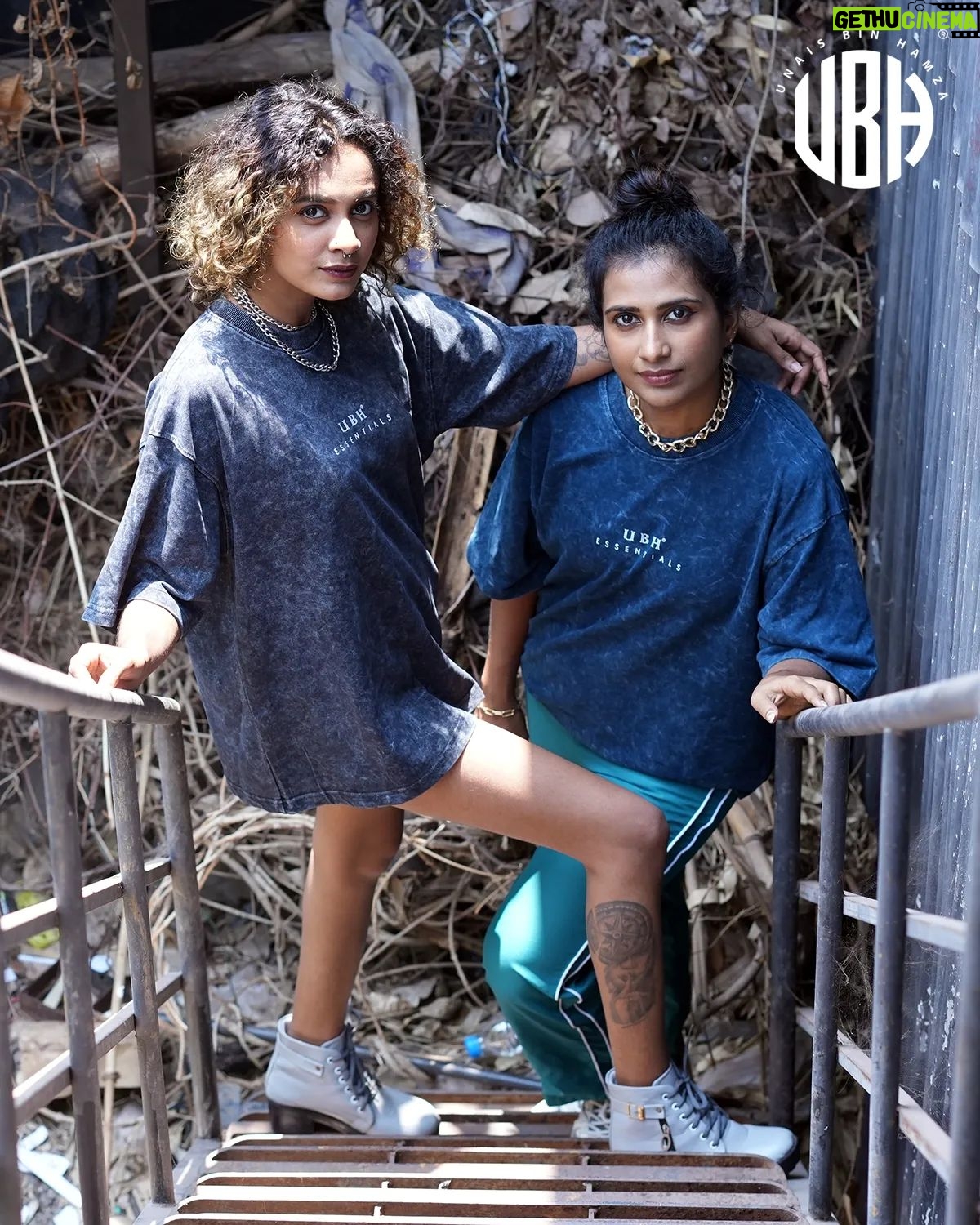 Sajna Saaj - 835 Likes - Brand @ubh_clothing
Camera @rajeshvenugopal
Style & Direction @mr.mitha_milan @minnu_salvatore
Venue @vintage_beach_house
Team @bekah_mikealson @pecu_lierman @de.personal.stylist @sajna_saaj_official @sajnasaaj_
#ubh #clothing #brand #explore #explorepage #viral #model #modellife #modeling #modelshoot #instagram #instafashion #instagood #insta #instadaily #instalike #trending #photography #passion #photoshoot #viralpost #instamood #classy #fashion #style #trend #newpost