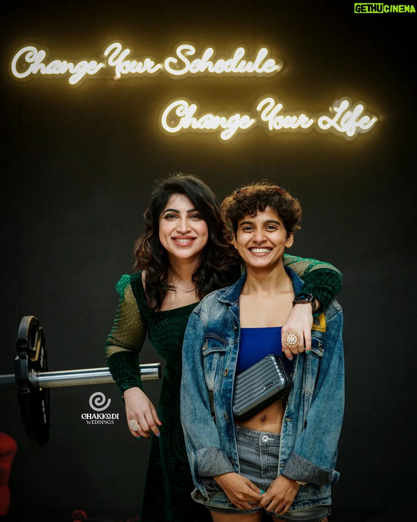 Sajna Saaj - 1K Likes - 💕sistah🫂
@vaikharose ❤️