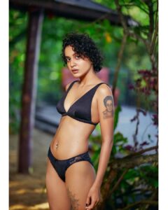 Sajna Saaj Most Liked Photos and Posts