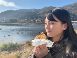 Saki Kiyoi Instagram - .
この写真すっごく子供に見えるんやけど…笑

　
　
#つぎとまります#映画#撮影#オフショット
#清井咲希#スターダストプロモーション