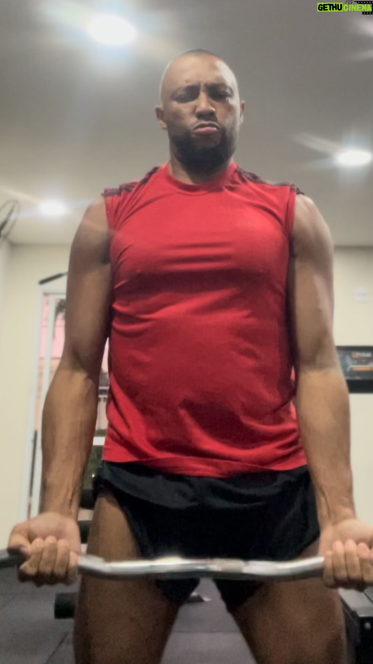 Salgadinho - 1.2K Likes - Bom diaaaaa 💪🏽
Onde vc vai sabadar hoje👀????
#pagode #alegria #vidafitness