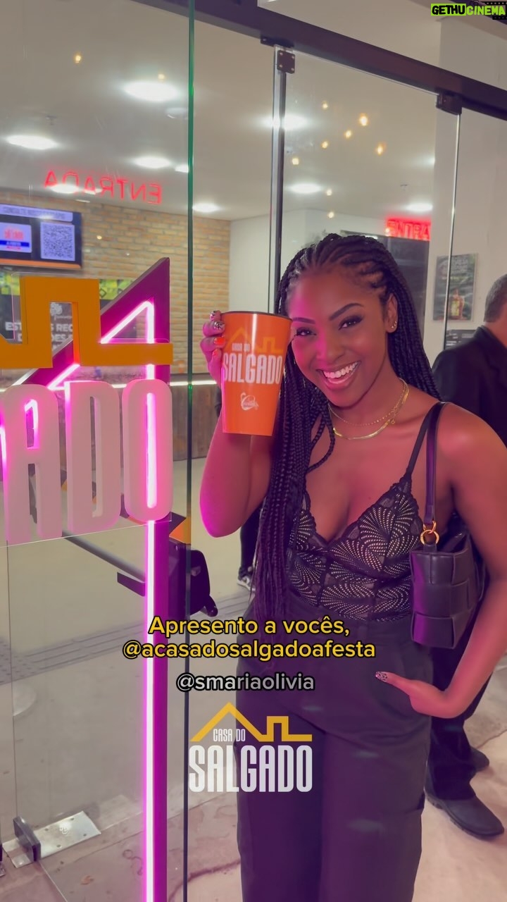 Salgadinho - 3.7K Likes - Casa do Salgado - que pagode INCRÍVEL!🥁
.
Para mais informações seguir 👉 @casadosalgadoafesta
.
“Será que eu te encontro em algum pagode?”❤️🔥
.
#pagode #samba #rodadesamba #pagode90 #eventos #dicas #reelsinstagram