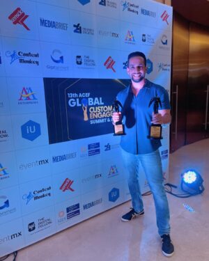 Salil Acharya Instagram - And another year when my #financialpodcast killed it #kadakkurrency winning for the 4th year in a row … and #bestshowbollywood .. love it 
Both golds … @acef_apac @radiocityindia killing it 
And thankyou my friends for creating this @sayhiabhishek @rjyashikaa .. this is only because of you …. Badi pappi