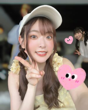 Sally Amaki Instagram - りのち＆チェケ✌🏻
最近このワンピース衝動買いしてとても正解だった
❤︎
ワンピース　@snidel_official